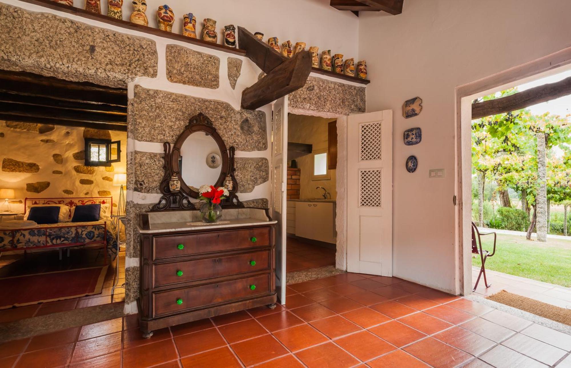 1720 Quinta Da Cancela - Winery & Farmhouse Guimarães Zimmer foto